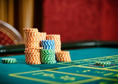 sonytogel app security features: encryption indicators, 2FA prompt, and session management screen
